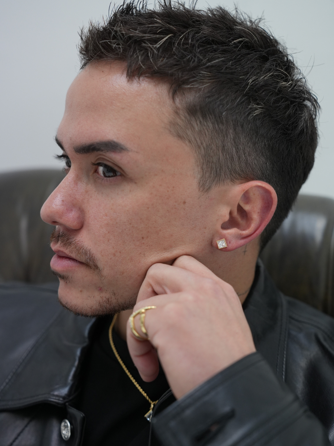 K18/Pt900 ・LGD PURE EDGE スクエアピアス/片耳