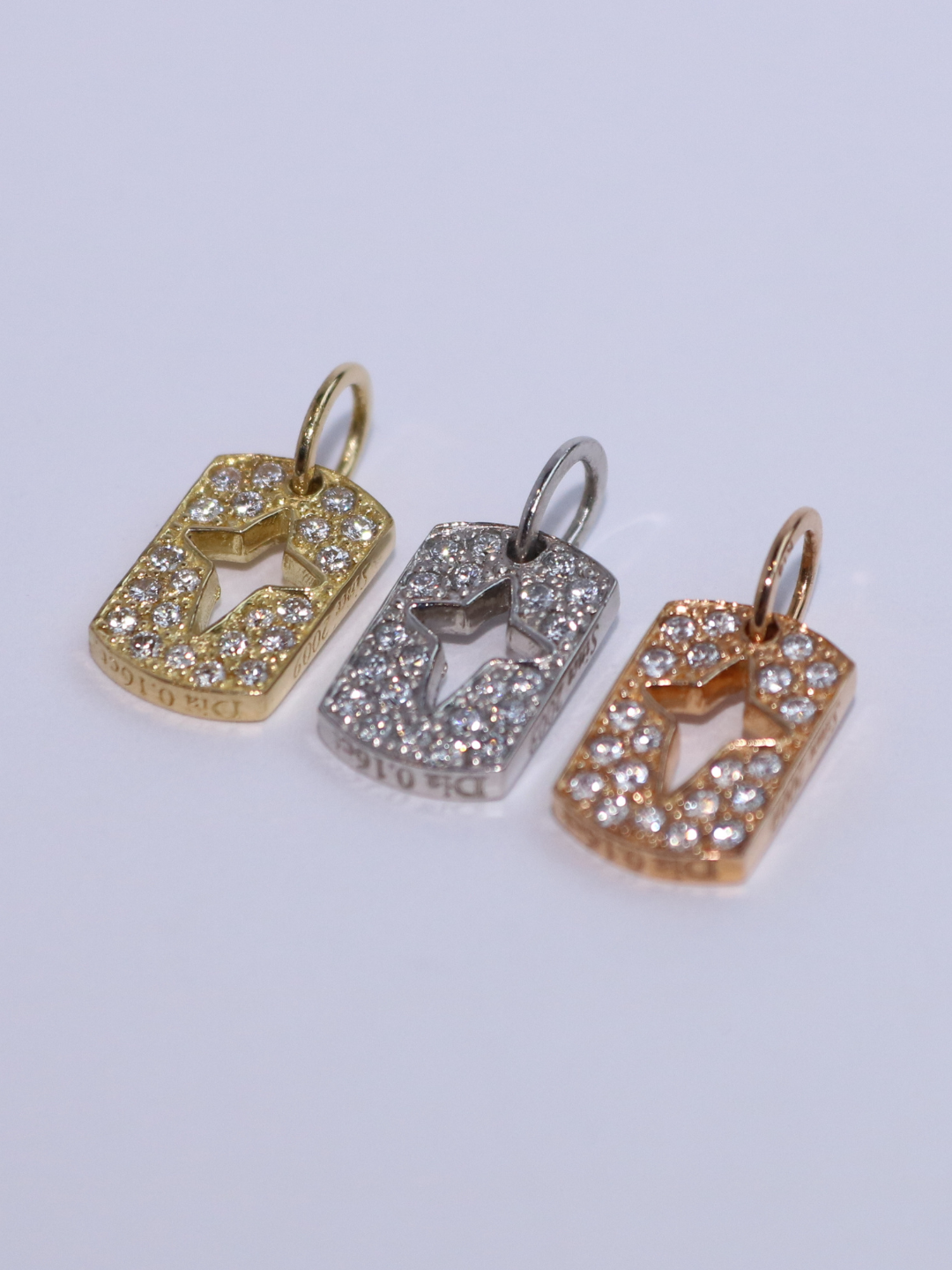 クロススターペンダント