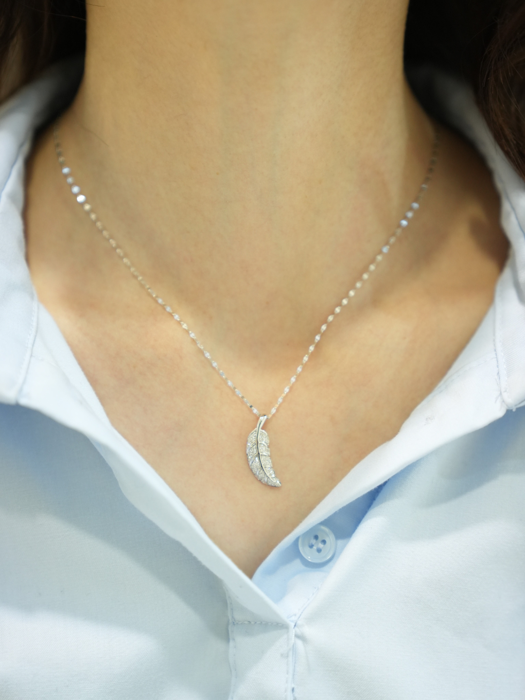 シルバー・フェザーペンダント