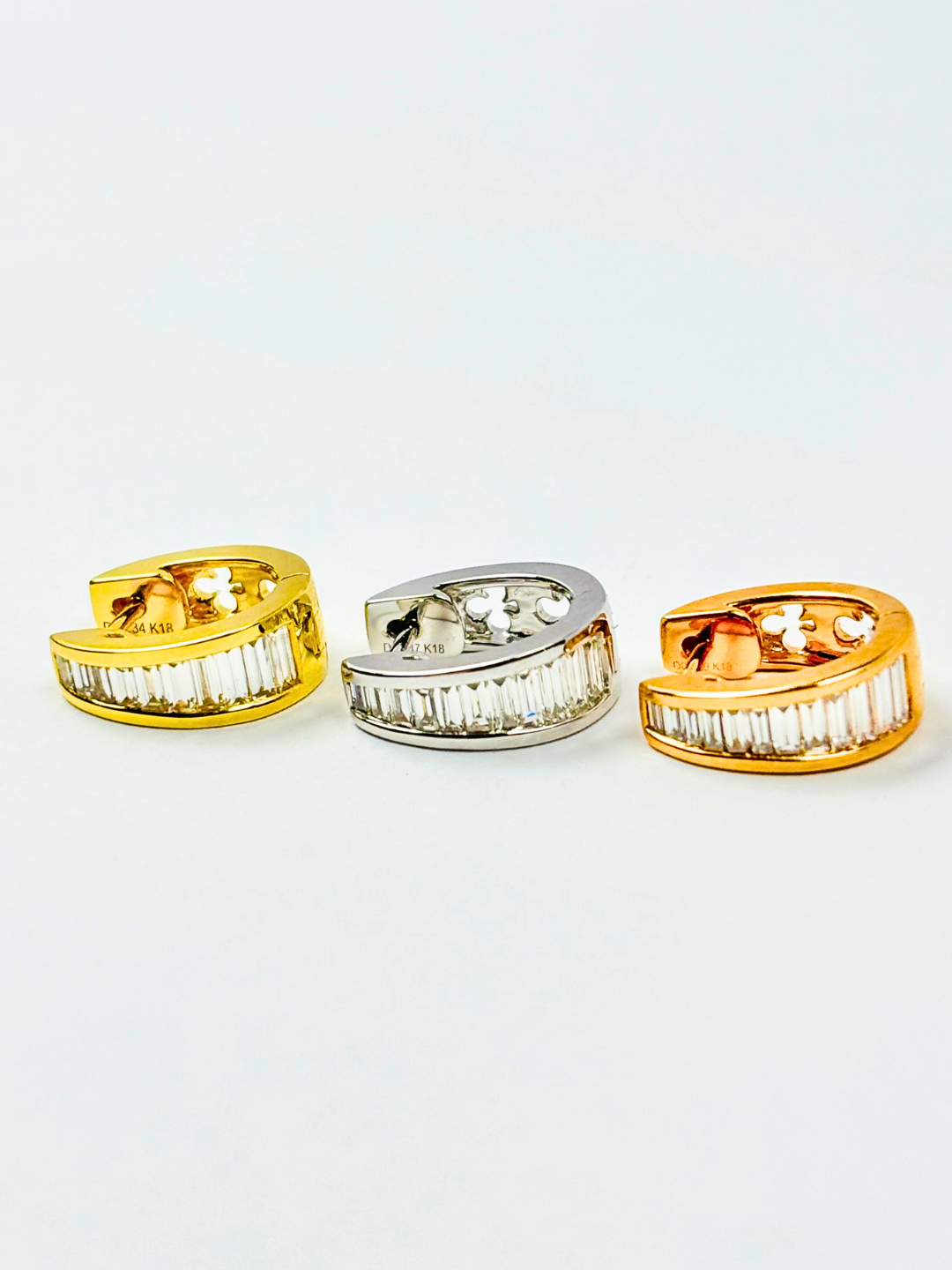 K18・テーパードダイヤフープピアス/片耳
