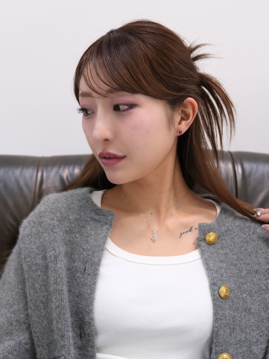 シルバー・シンセティックルビーピアス/イヤリング/1ペア