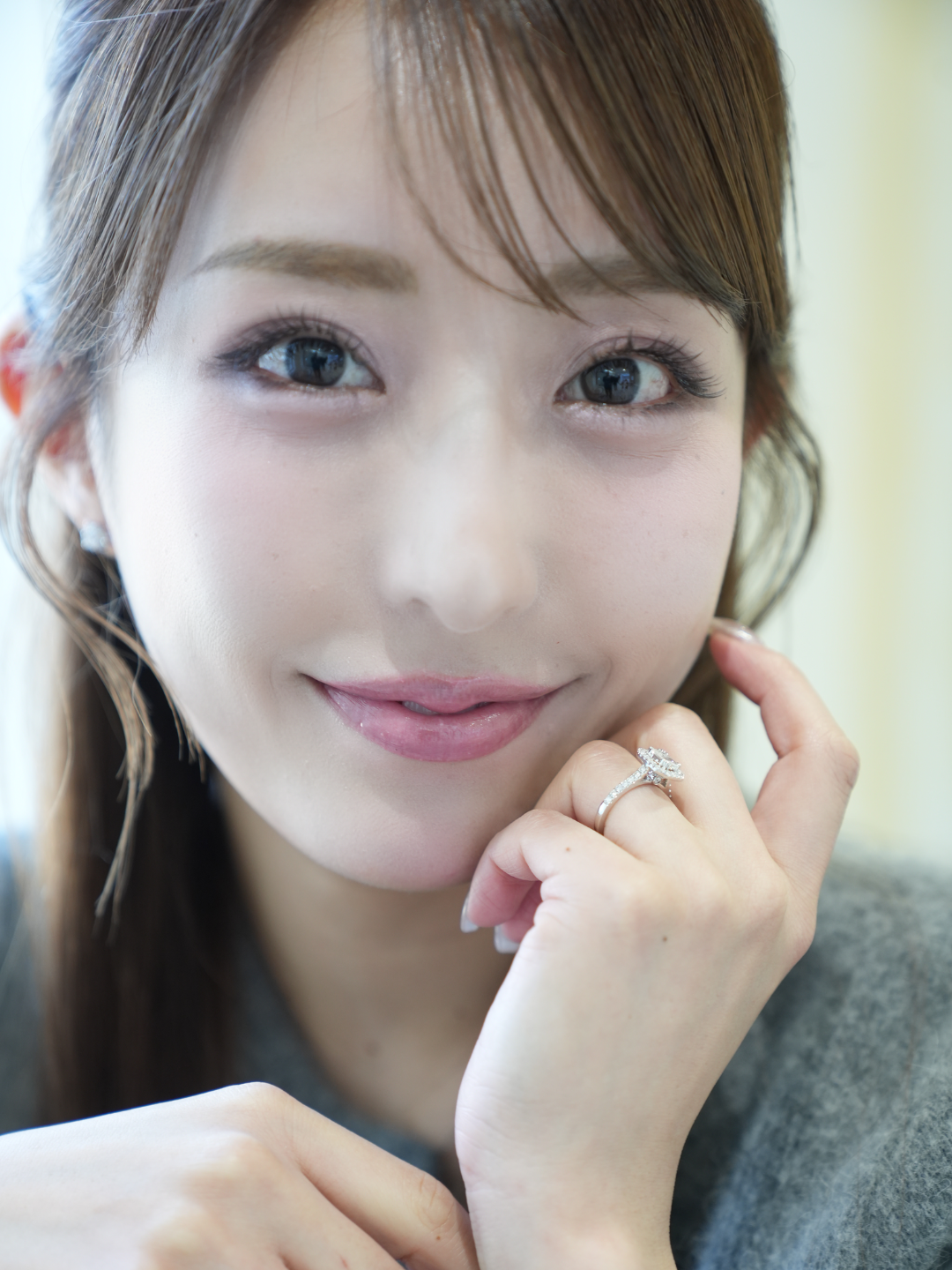 K18・WGダイヤレイディアントリング