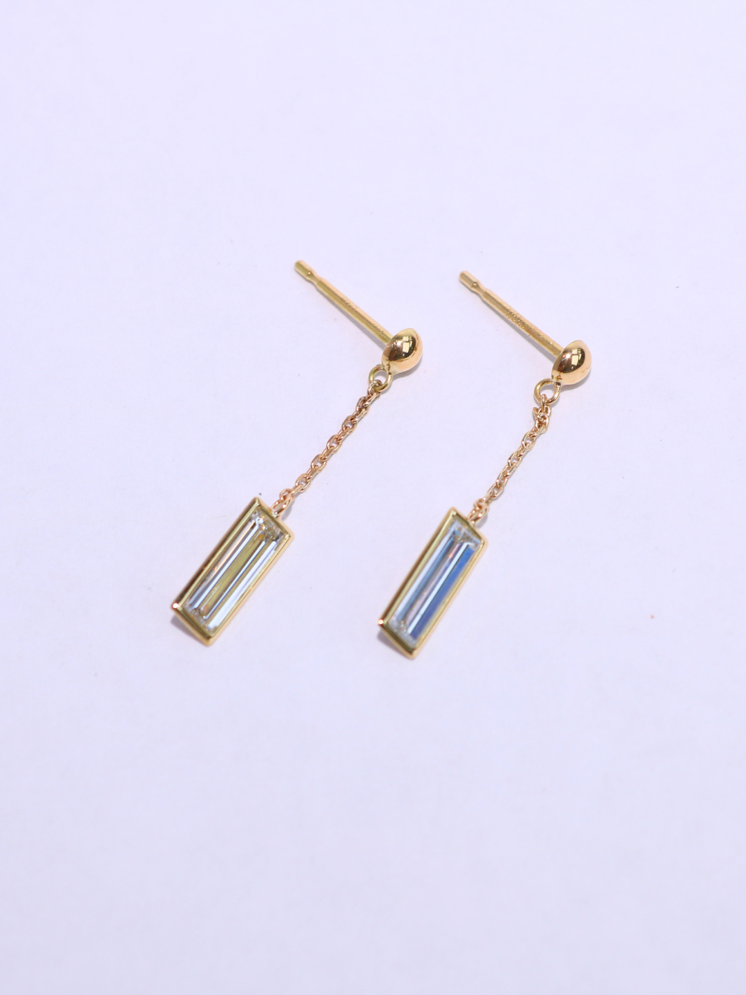 PURE EDGE バケットLGDピアス（チェーンタイプ）