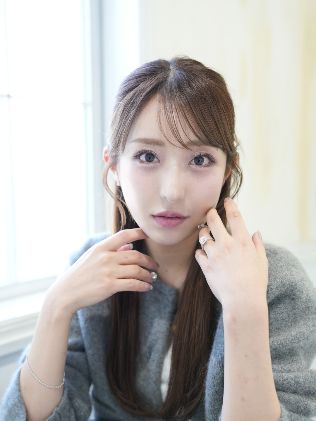 K18・WGダイヤレイディアントリング