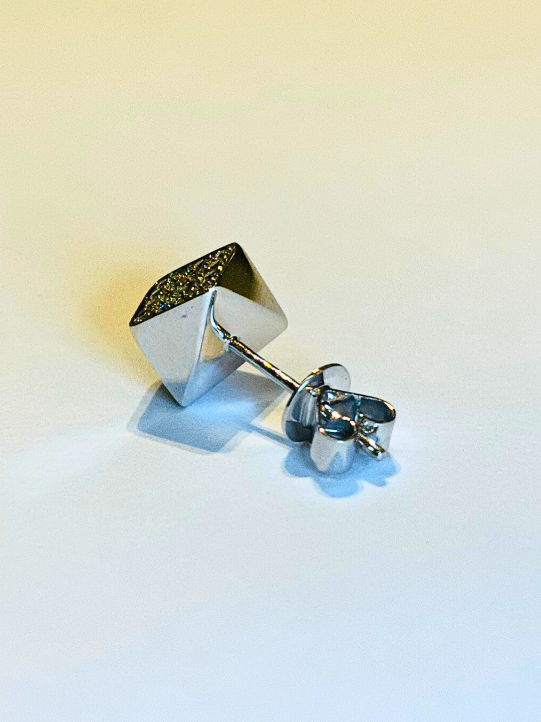 K18・ダイヤダイスピアス/片耳