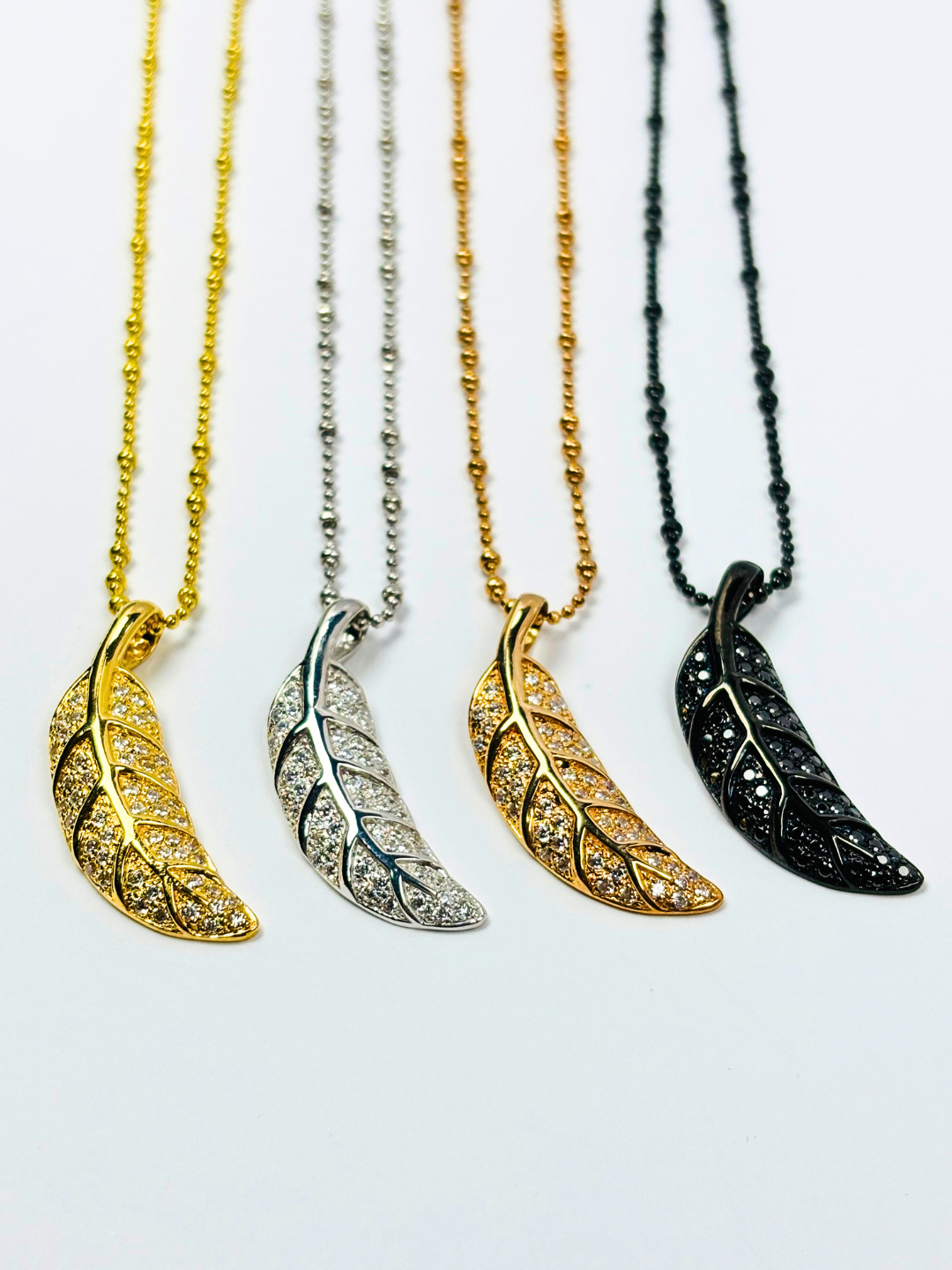 legend Legend レジェンド フェザー ネックレストップ silver legend Legend レジェンド フェザー ネックレストップ silver