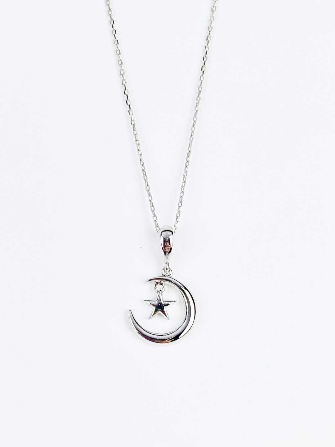 K18・ダイヤムーンスターペンダント